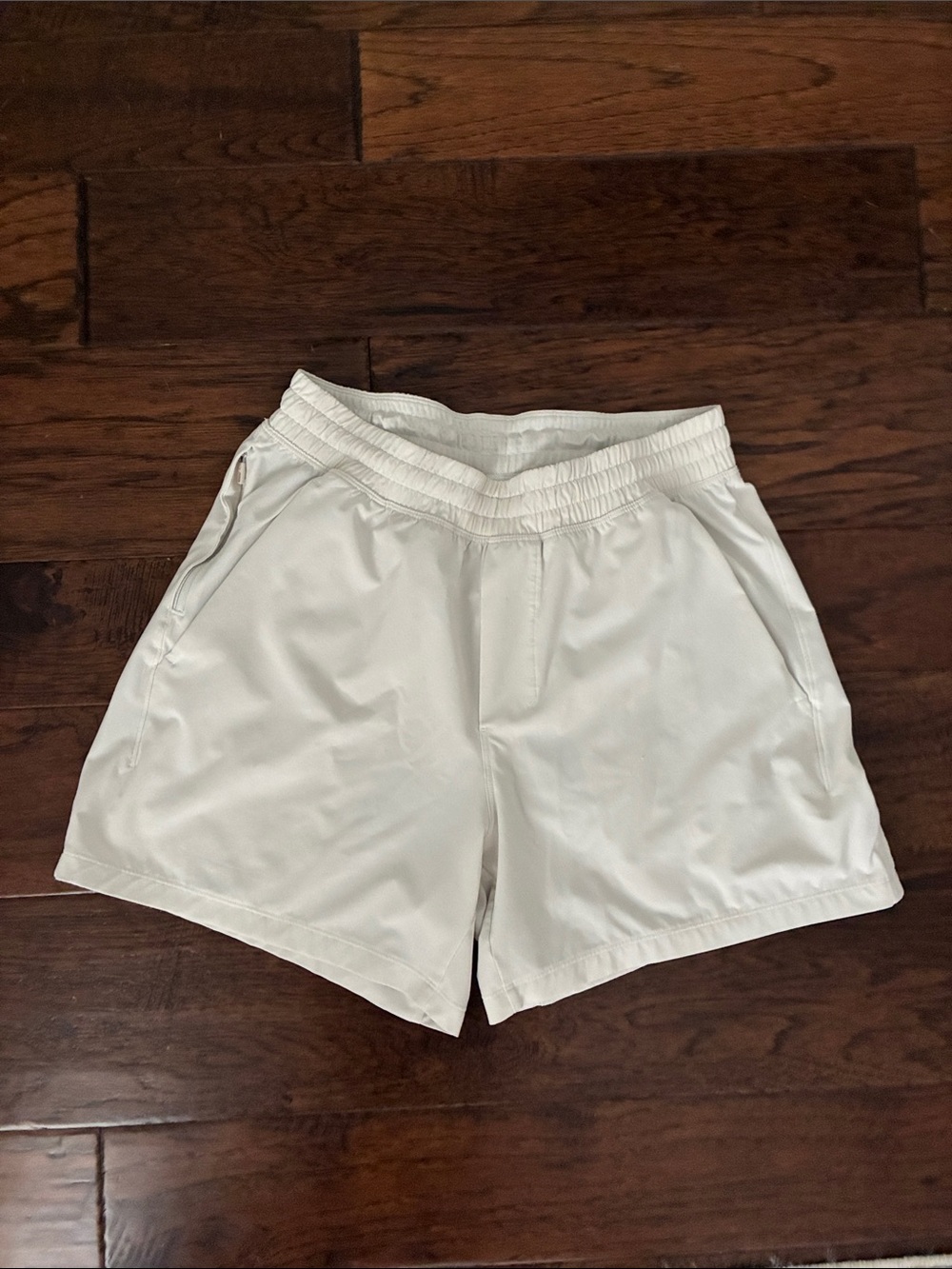 Lululemon 5” Pacebreaker Ivory